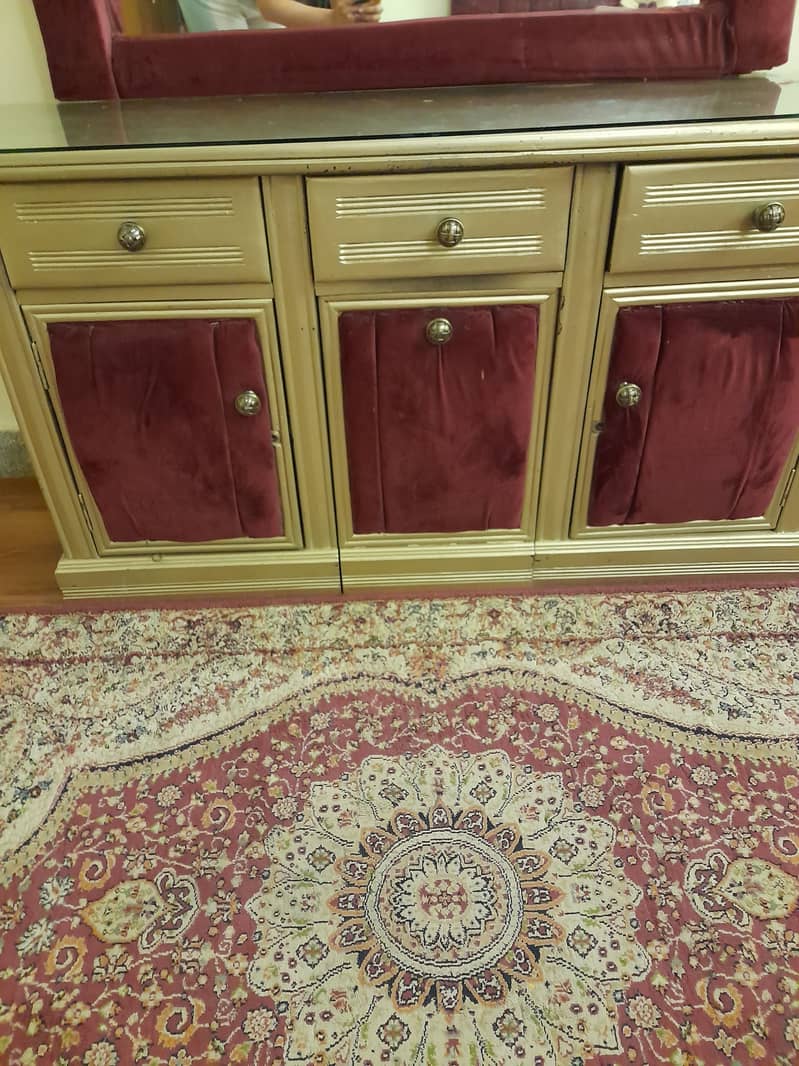 Hot Deal:Bed Set with 2 Side tables,Dressing Table, Mirror & Mattress 3