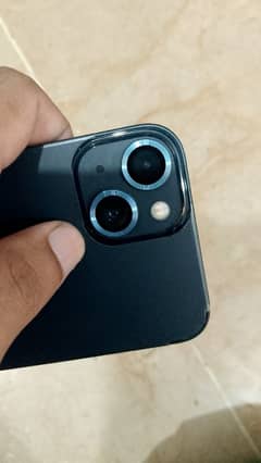 I phone 13 Fresh Condition 10/10 Bettrey Health 98 Family use mobile