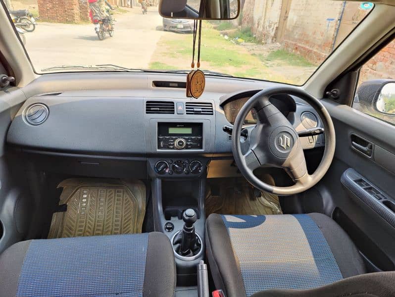 Suzuki swift 2015 Model 6