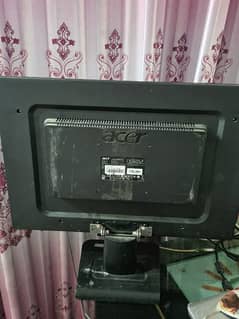 lcd 22 inch original condition cheap price