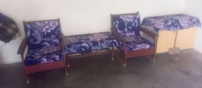 2 sofa ha 1 table