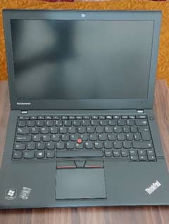 lenovo x250 8gb RAM 512GB SSD mint condition very good battery timing