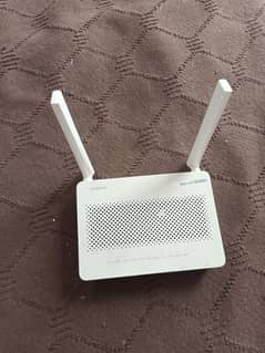 Huawei EchoLife HG8145V5 Router
