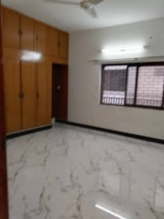 F-11 upper portion 4 Bedrooms For Rent