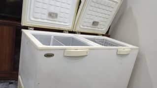 Waves deep freezer large