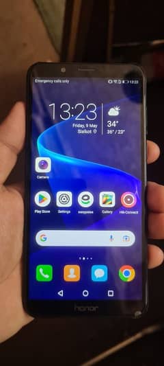 HONOR 7C