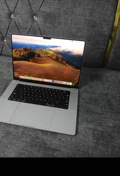 Apple Macbook pro m1 apple Macbook air  WhatsApp 0329,9679,736