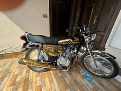 Bike for sale Only 270K