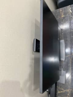 Eizo monitor ips display 24 inch (bazelless)