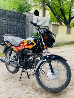 honda pridor black color 2025 stiker urgent sale need cash