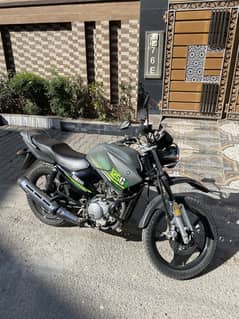 YBR 125G Barely Used