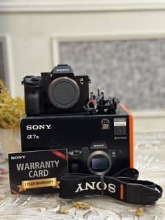 Sony A7iii lush condition home used with 6 month warrenty