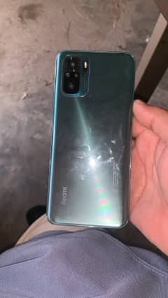 note 10 box and charger