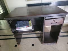 Computer Table Available  In reasonable price , must buy
