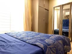 One bedroom VIP apartment for rent for 3to4 hours in bahria town