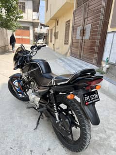 Yamaha YBR 125 Model 2018| Yamaha In Bikes | Total Geniune