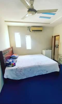 Room available in johar town near UCP