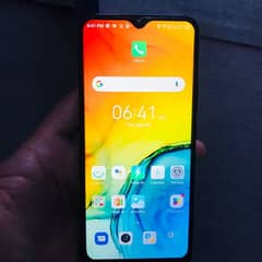 Infinix hot 10 play family use (03164118345)