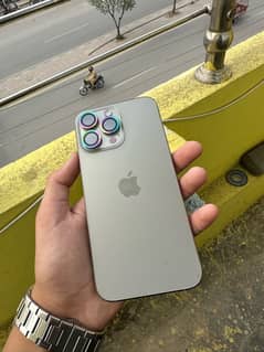 IPhone 15pro max 256gb with box jv