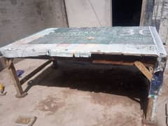 Wooden Table In good condition