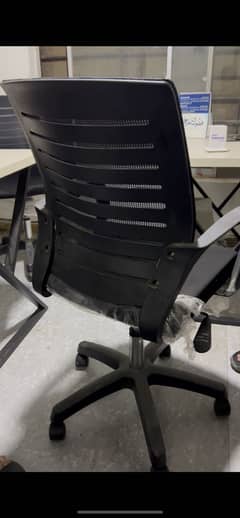 Office 13 pieces comfortable chairs used like a new!