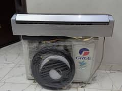 Gree 1 Ton DC inverter Excellent Condition