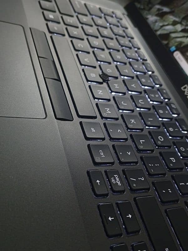 Dell Latitude 5400 Core i5 8th Gen 3
