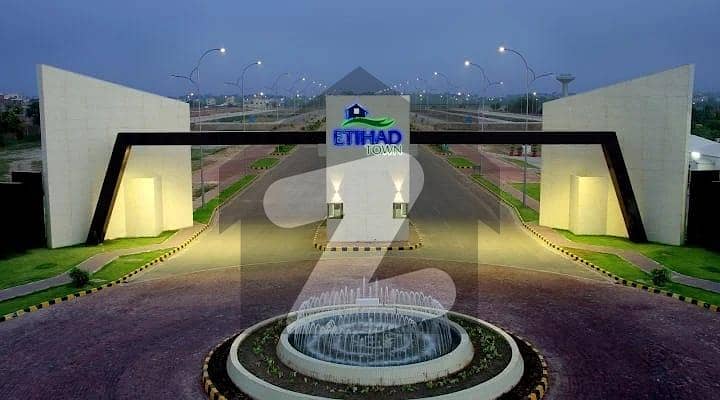 1 Kanal Plot on 3 year installment in Executive Block 0