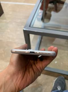 Apple iPhone 8 Plus