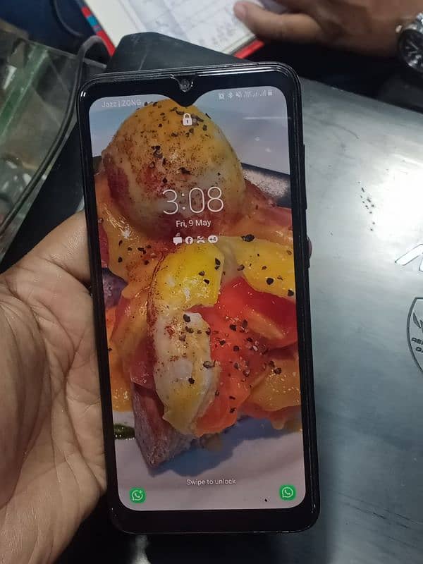 samsung A70 1