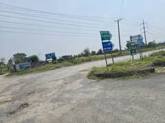 8 Marla Plot on Back of Double Road and Next to Corner available for Sale At a Very Reasonable Price
