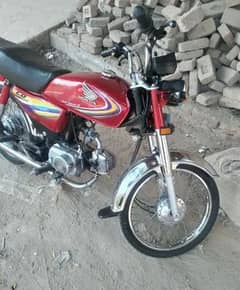 Honda cd 70 lush condition (sirf call)
