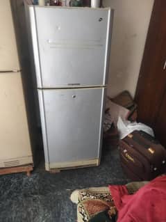 pel Madiyam size fridge in good condition  03244876696