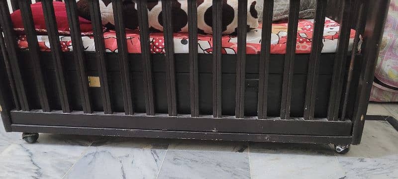 kids solid wooden cot 1