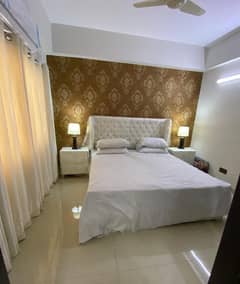 daily basis short stay&weekly basis one bad fully furnished luxruy apertment available for rent gulberg greens islamabad