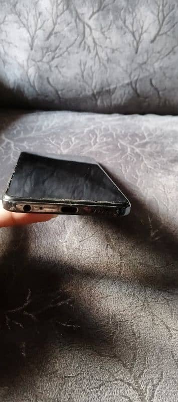 Tecno Spark 10C 3