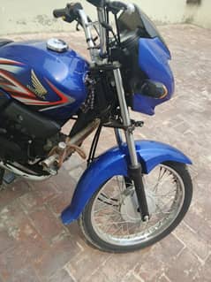 Honda 100 Prider New Condition. Call& WhatsApp No. 03014453236
