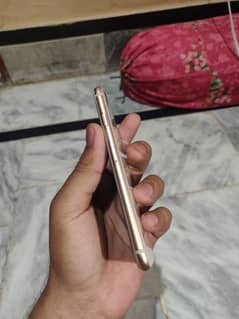 Iphone 8 For sale Urgent!