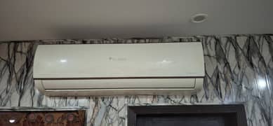 1.5 DC INVERTOR FOLOWER SPLIT AC GOOD CONDITION