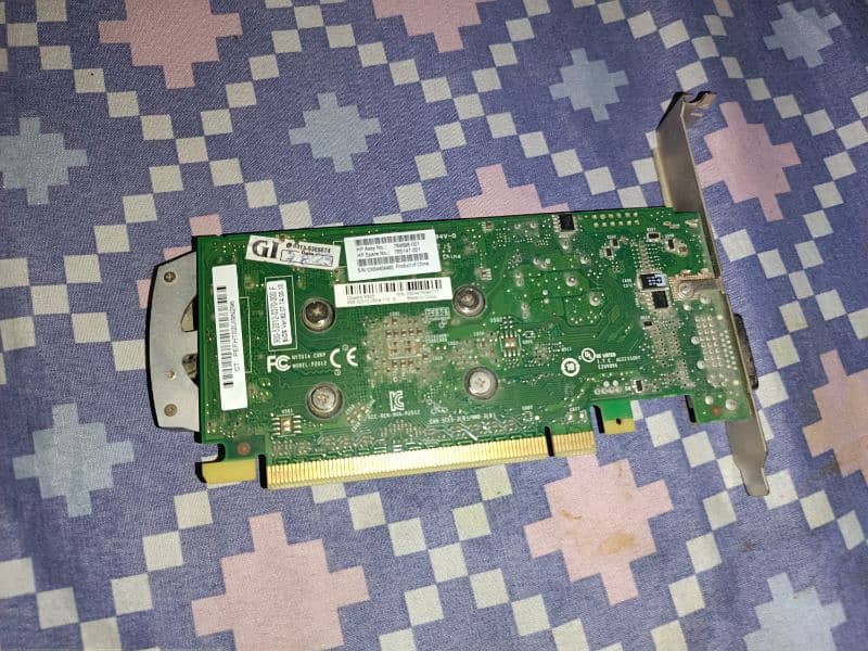 Nvidia quadro k620 2 GB DDR3 used like new 1