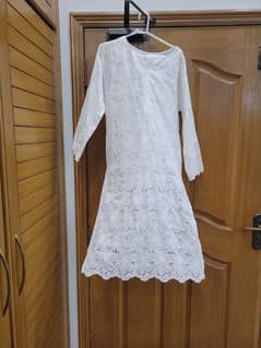 white chikenkaari suit 2 pc