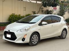 Toyota Aqua 2015