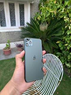 iPhone 11 Pro Max Non-PTA 256GB 10/10 ALL OK. . .