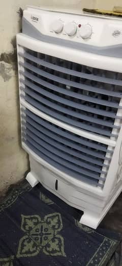 Izone Air Coller New condition