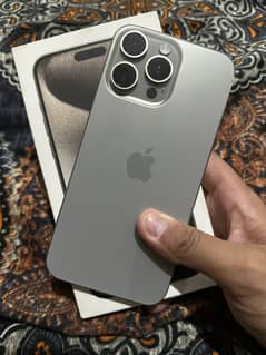15 pro max natural 256gb jv