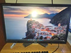 urgent for sale pro Elite IIyama 24 inch LCD