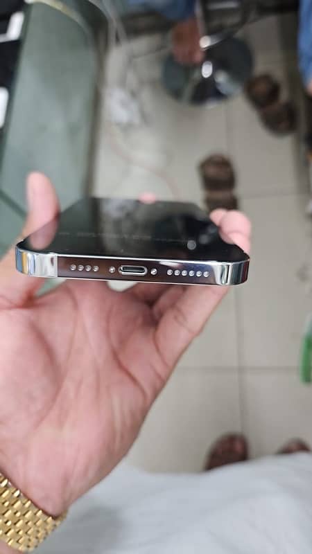 iPhone 14pro Max 256gb non pta 10/10sim time available with box 2