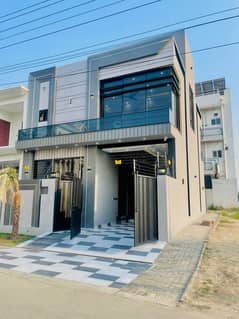 5 Marla Ultra Modern House For Sale