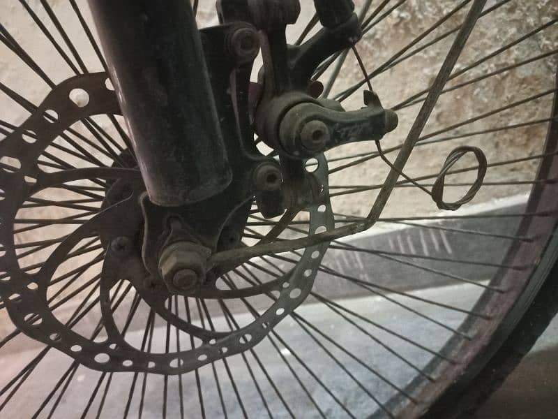 Caspian cycle with disk breaks 0