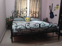 Solid Iron King Size Bed